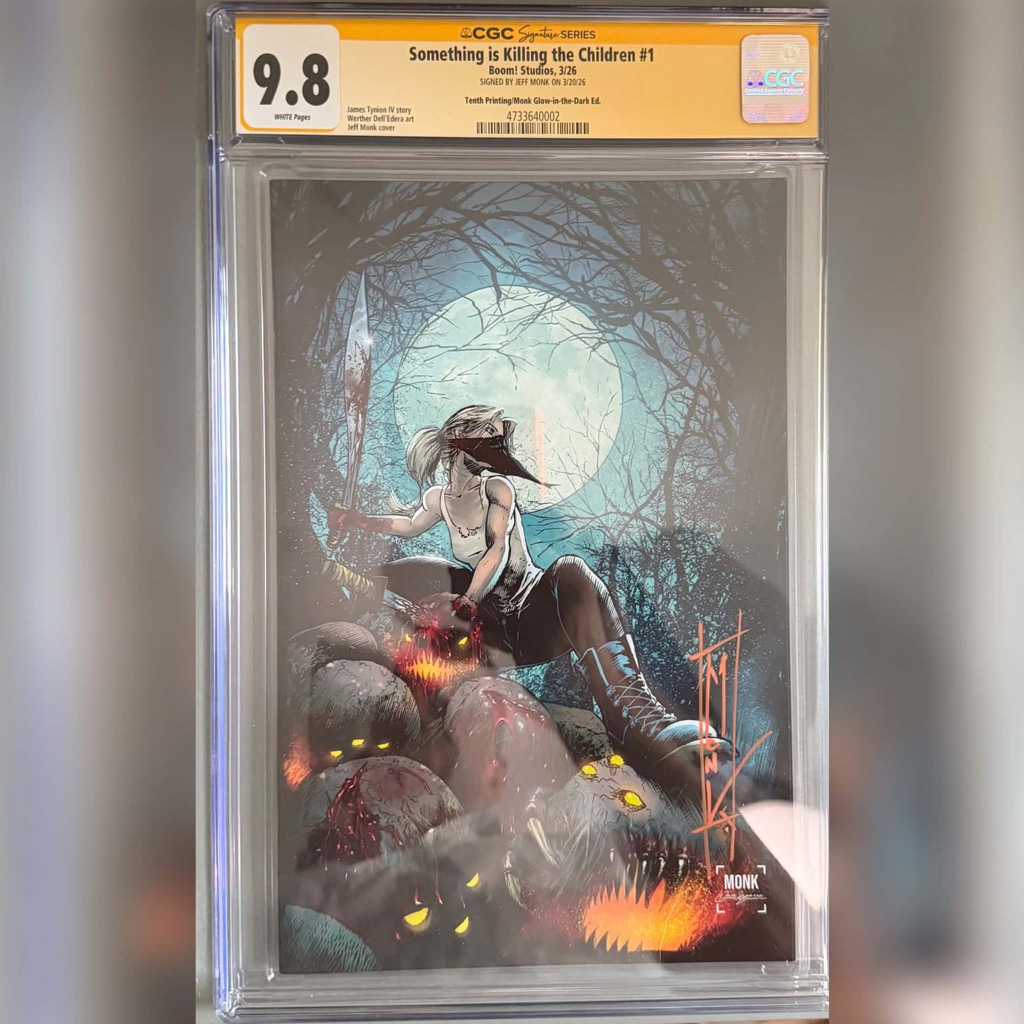 SOMETHING IS KILLING THE CHILDREN #1 CGC 9.8 – JEFF MONK MEGACON EXCLUSIVE (SIGNED GLOW IN THE DARK VARIANT)