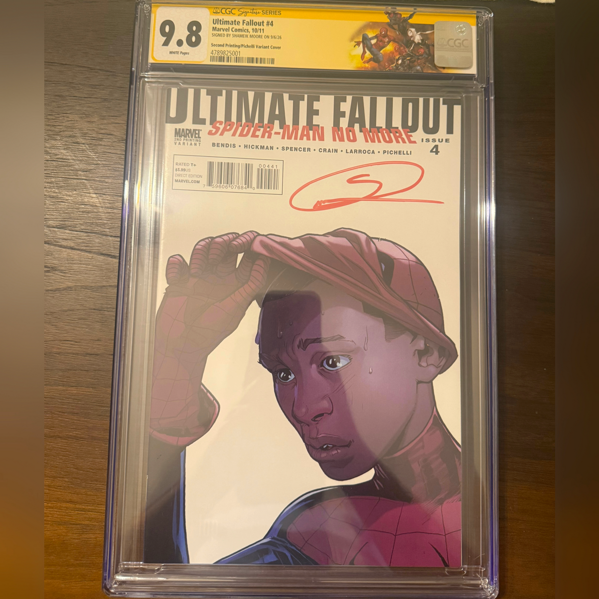 ULTIMATE FALLOUT #1-6 BUNDLE – 1ST MILES MORALES – CGC 9.8 SIGNED BY SHAMEIK MOORE